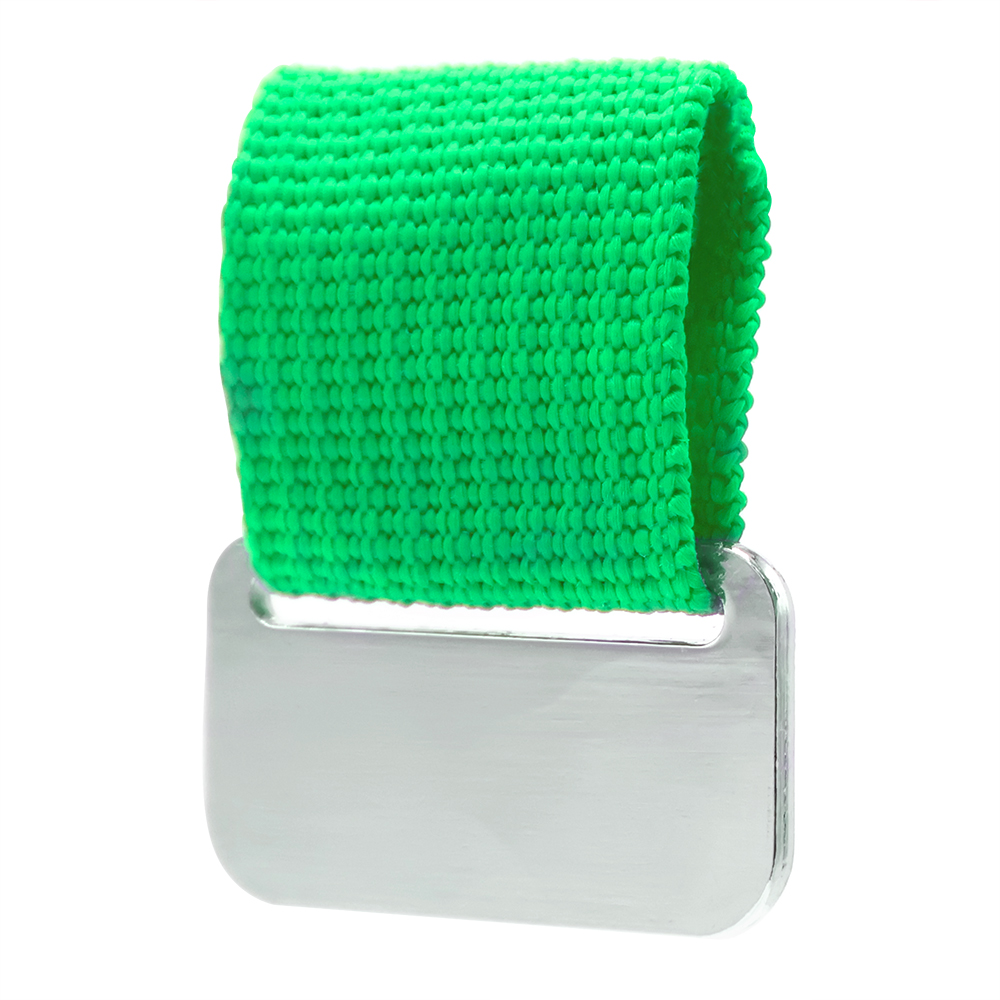 Металлический шильд с цветным ремешком (съёмный), зелёный