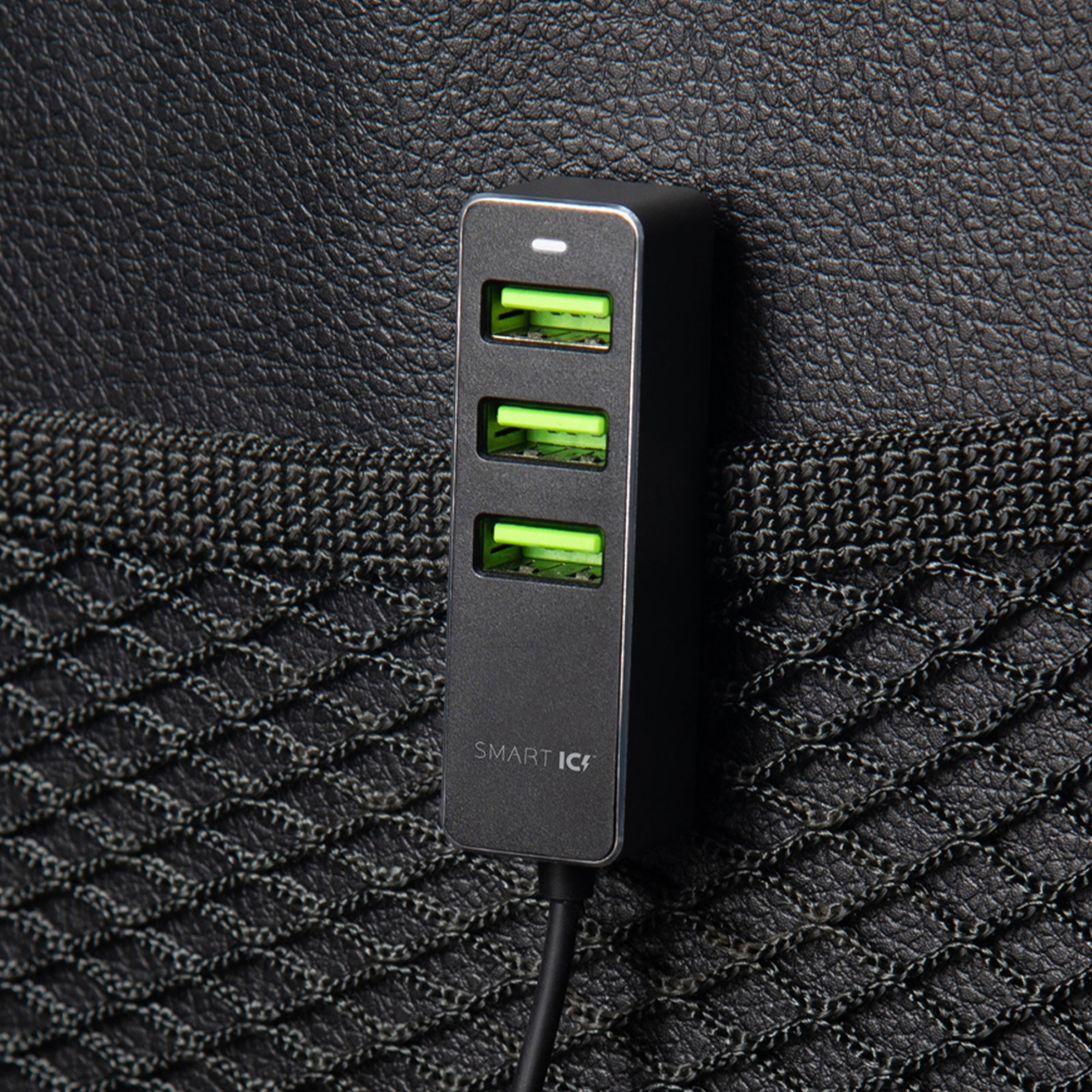 АЗУ 1 USB + 3 USB для пассажиров, QC 3.0, 7Аa (графит) (Изображение 3)