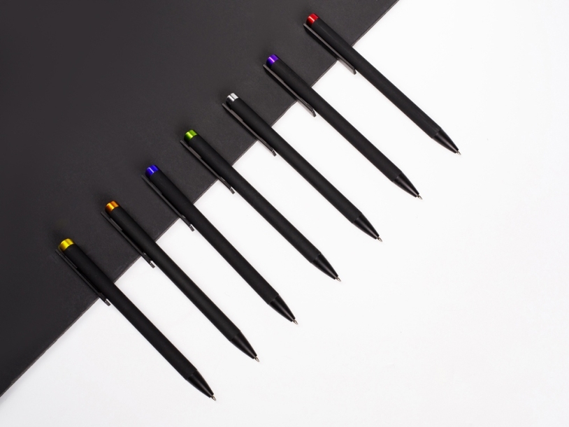 Ручка металлическая шариковая Taper Metal soft-touch (черный/желтый)  (Изображение 4)
