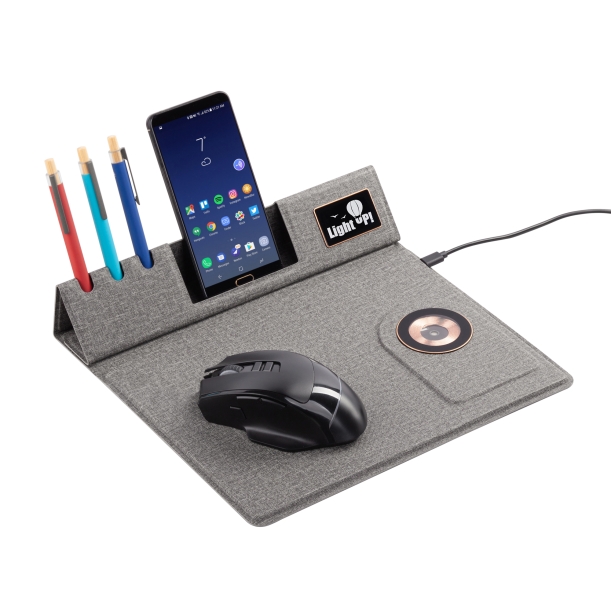 Настольная складная подставка "Cool Mat" с беспроводным (15W) зарядным устройством, сенсорной подсветкой логотипа и ковриком для мыши (серый) (Изображение 3)