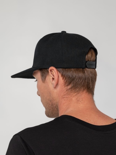 Бейсболка Snapback с прямым козырьком, черная (Изображение 6)