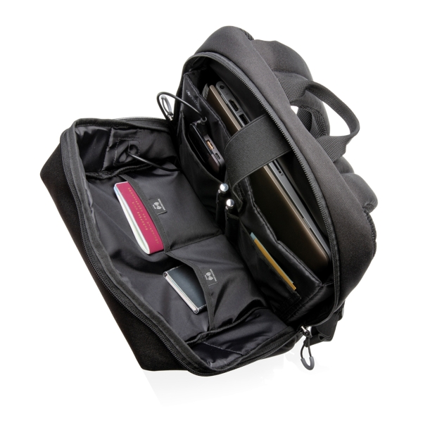 Рюкзак Swiss Peak с RFID-защитой и USB-A из rPET AWARE™, 15,6’’ (Изображение 10)