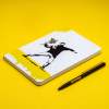 Набор Pininfarina Banksy Метатель цветов: шариковая ручка GrafeeX и блокнот линованный из каменной б (Изображение 5)