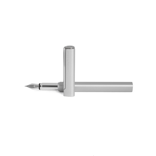 Перьевая ручка PININFARINA PF One SILVER (Изображение 5)