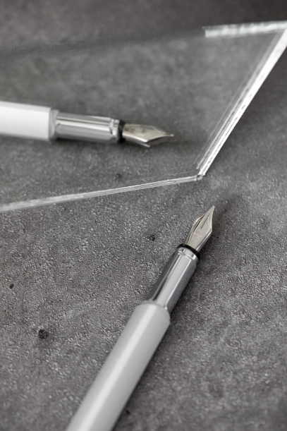 Перьевая ручка PININFARINA PF One SILVER (Изображение 12)
