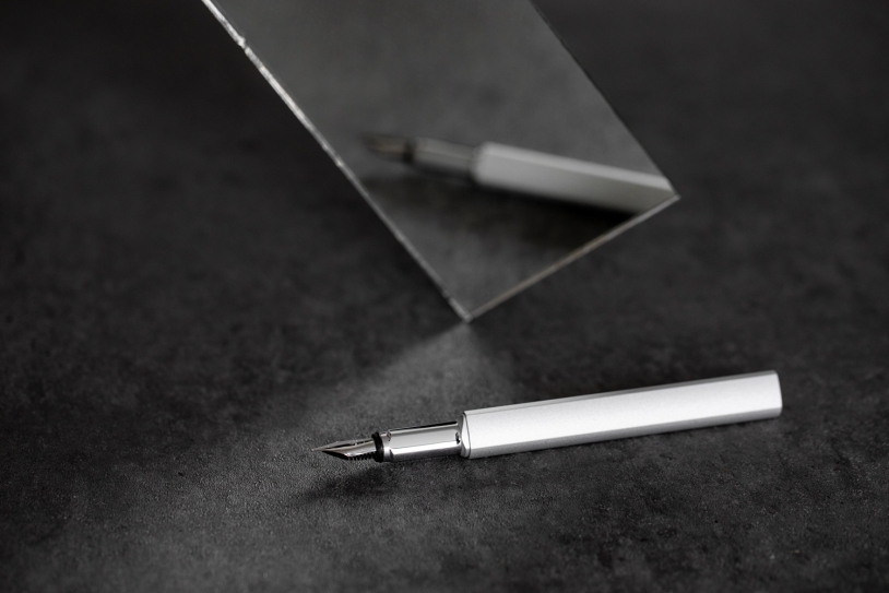Перьевая ручка PININFARINA PF One SILVER (Изображение 14)