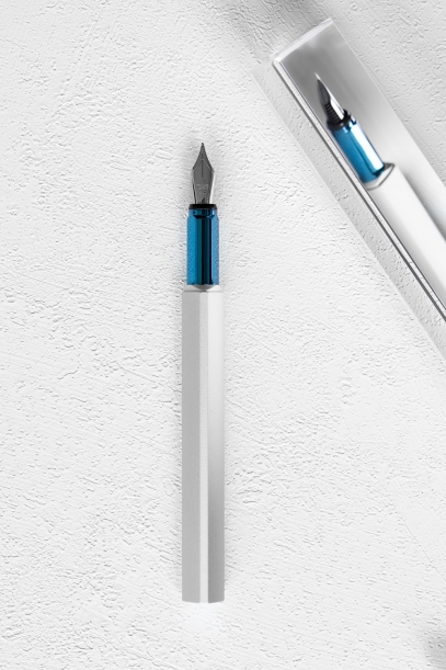 Перьевая ручка PININFARINA PF One SILVER /BLUE (Изображение 16)