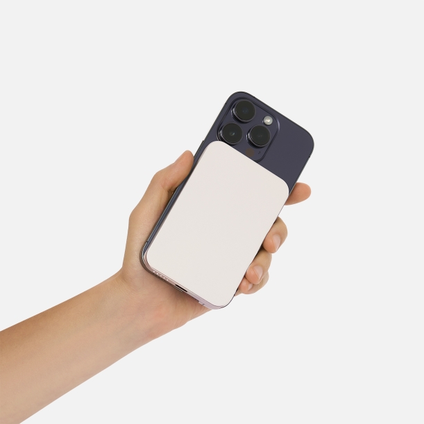 Внешний аккумулятор Artex PD 5000mAh с функцией беспроводной зарядки 15W, титановый (Изображение 9)