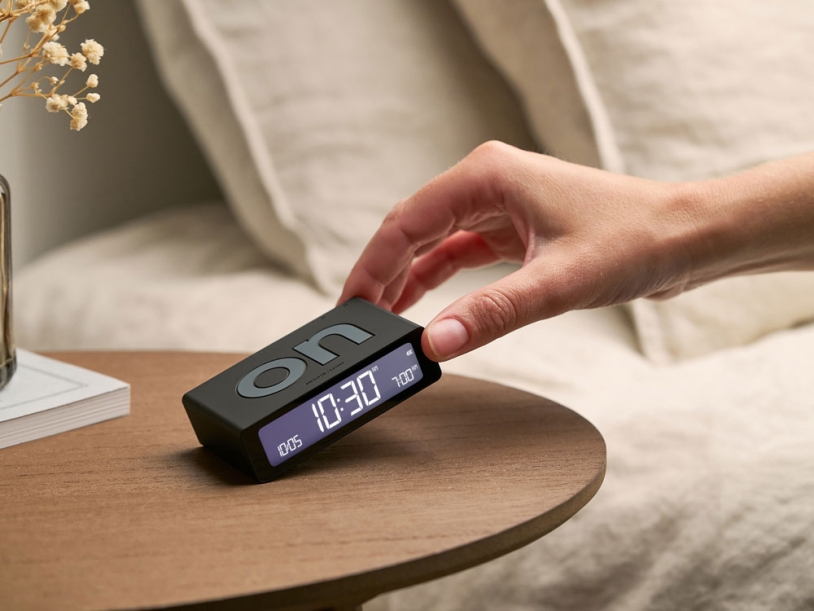 Часы настольные Flip Mini (черный)  (Изображение 8)