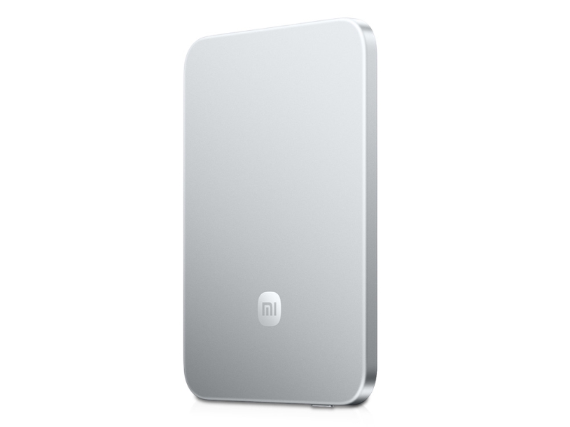 Внешний аккумулятор Xiaomi UltraThin Magnetic Power Bank 15W, 5000 мАч (серебристый)  (Изображение 1)