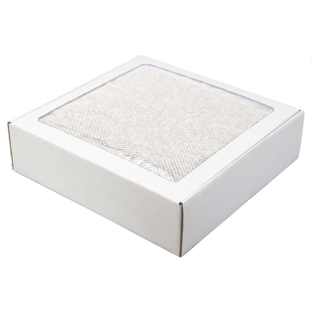 Плед акриловый Super Soft Nature размер 120*160 см, белый, плотность 450гр/м2,  в подарочной белой крафтовой коробке с окошком (Изображение 1)