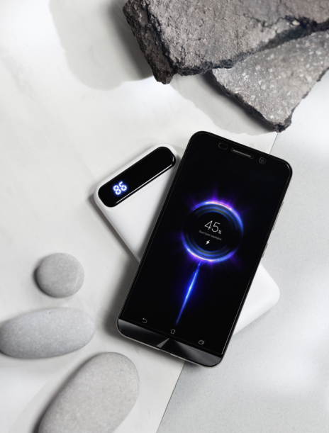 Беспроводное зарядное устройство "Quantum", 10000 mAh с цифровым индикатором заряда (белый) (Изображение 3)