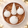 Подарочный набор свечей «Елочная коллекция», 3 шара и елочка (Изображение 1)