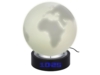 Лампа настольная с часами, датой и термометром. При включении на поверхности лампы появляется стилизованное изображение земного шара (Изображение 2)