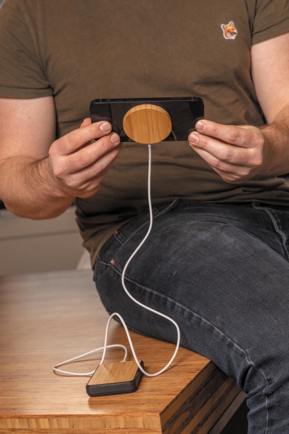 Магнитное устройство для беспроводной зарядки Bamboo, 10 Вт (Изображение 7)
