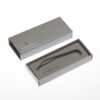 Коробка для ножей VICTORINOX 84 мм толщиной 1-2 уровня, картонная, серебристая (Изображение 1)