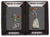 Набор ZIPPO Влюбленные зомби из двух зажигалок с покрытием Iron Stone™, серые, матовые (Изображение 1)