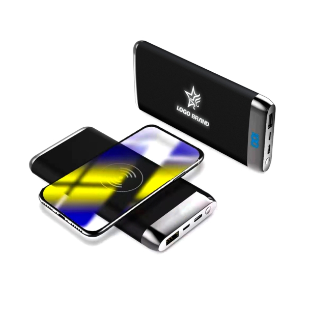 Внешний аккумулятор Wolfrock с беспроводной зарядкой soft-touch покрытием, 10000 mAh, черный (Изображение 2)