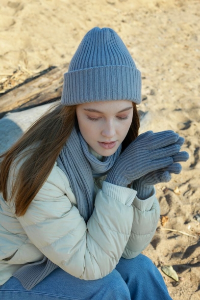 Шапка Capris, серая (Изображение 8)