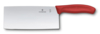 Нож сантоку VICTORINOX SwissClassic, прямое лезвие 18 см, красный, в подарочной коробке (Изображение 1)